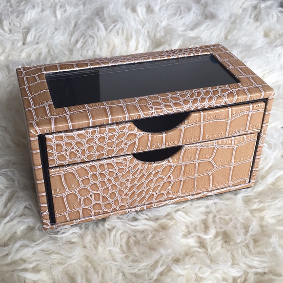 francfranc Jewelry - Faux croc jewelry case